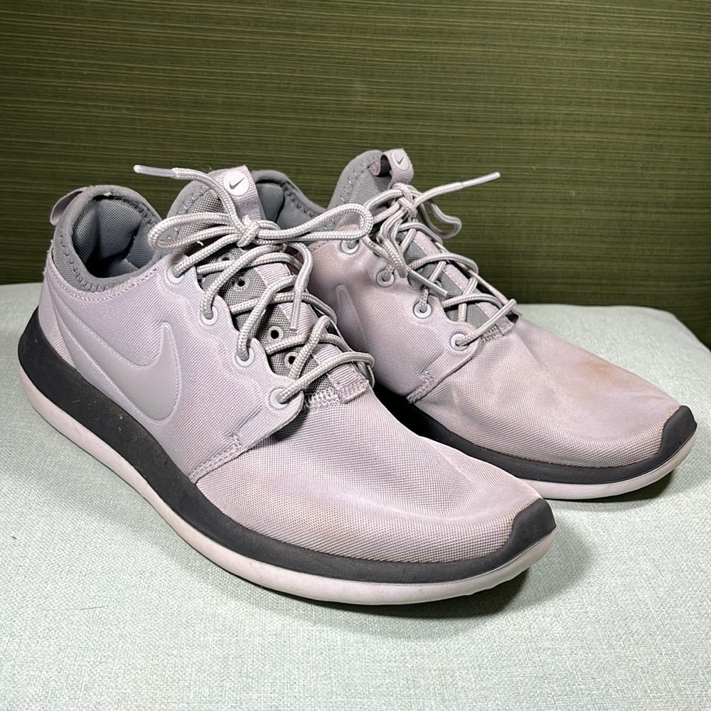 Nike Roche Women’s 10